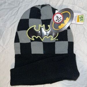 Batman Checkered Beanie with Gloves Set NEW